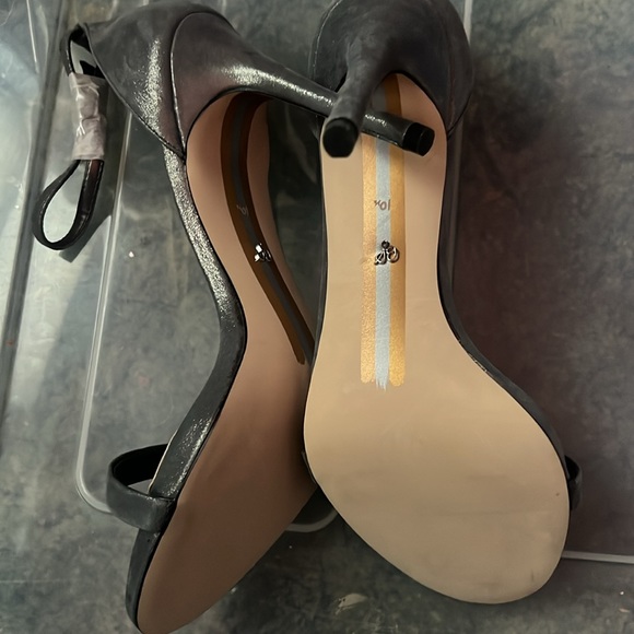 Gray light sparkle sam Edelman pumps - Picture 4 of 4